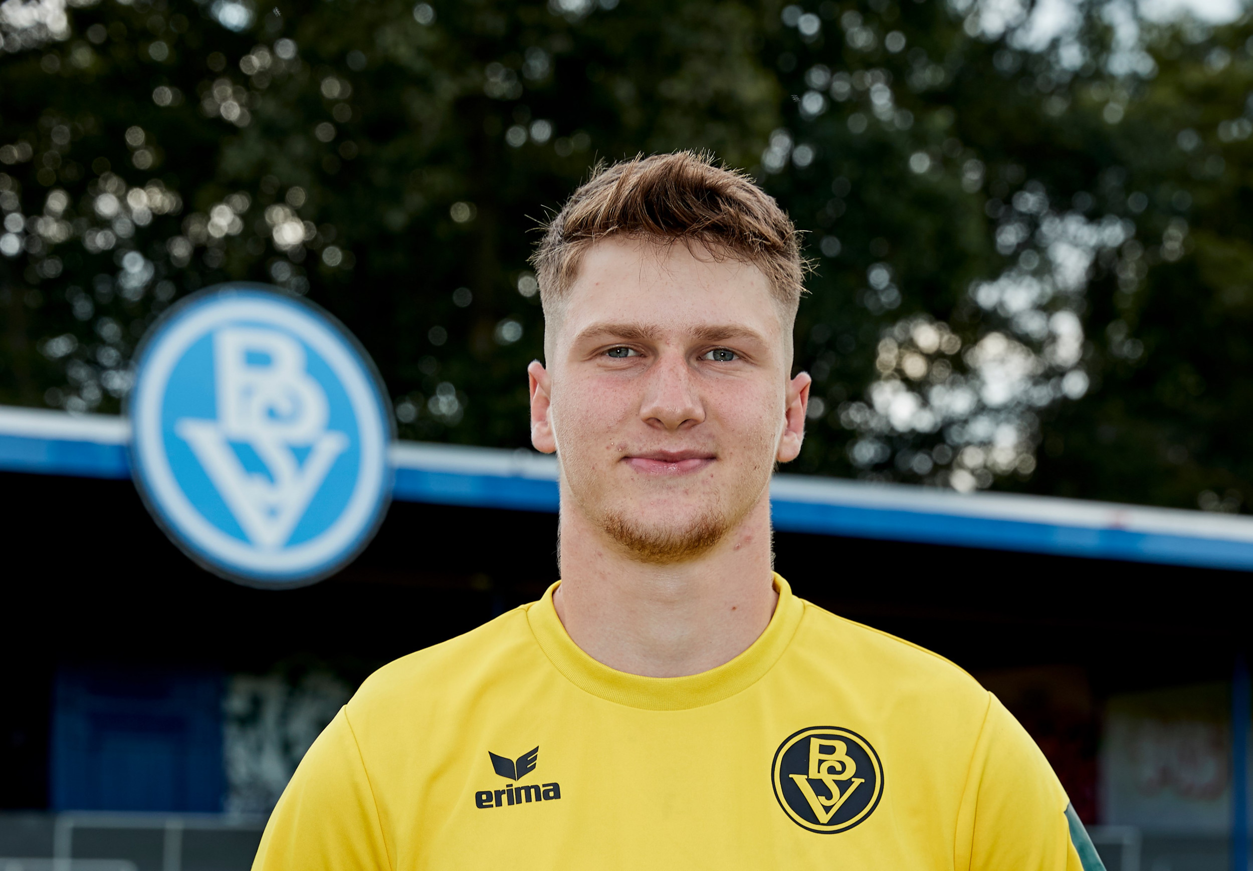 Keeper Ole Bahr bleibt